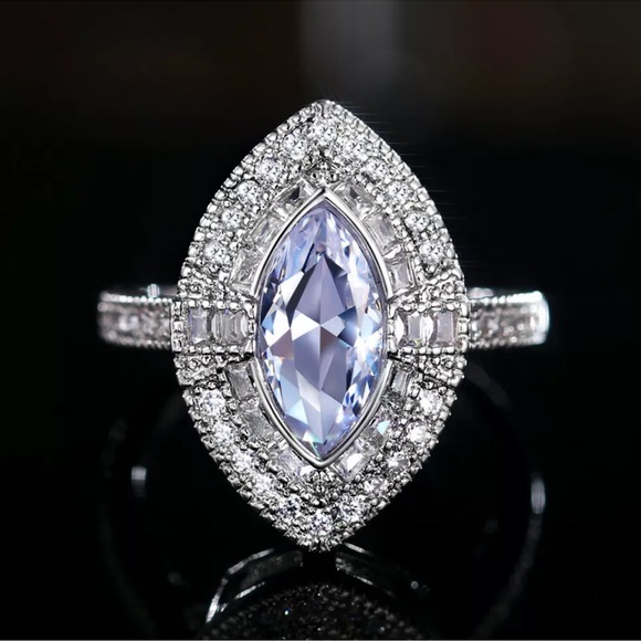 Marquise Cut Cubic Zirconia Gorgeous Women Jewelry 925 Silver Ring Gifts - Picture 2 of 4